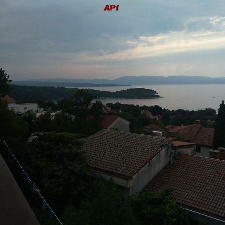 Apartments Sudic Njivice Exterior foto